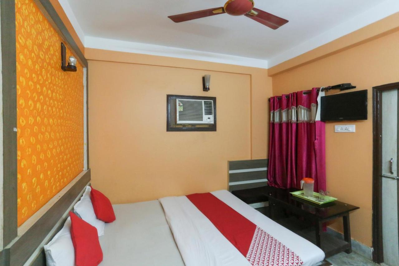 Oyo 60609 Hotel Tanushree Rampurhat Exterior foto